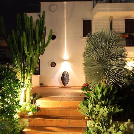 B&B Villa Il Sughero Monopoli Buitenkant foto