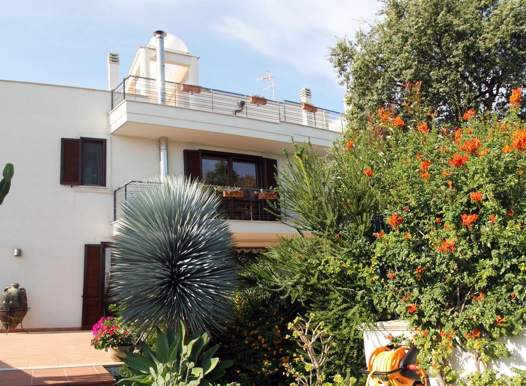 B&B Villa Il Sughero Monopoli Buitenkant foto